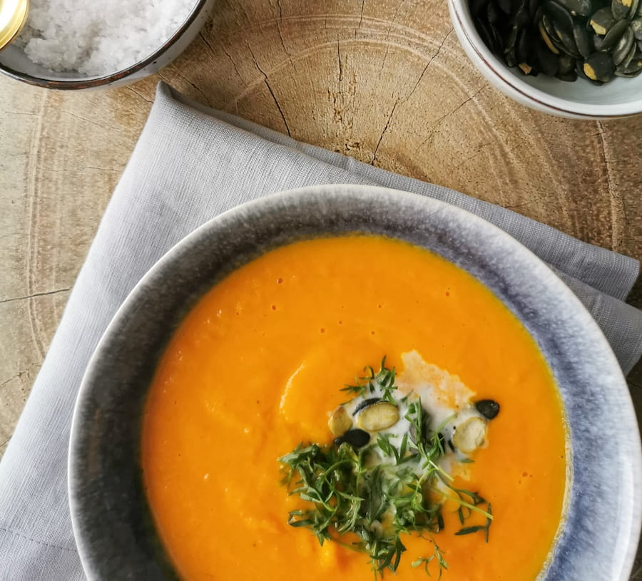 Einfache Kürbissuppe mit Kokosmilch