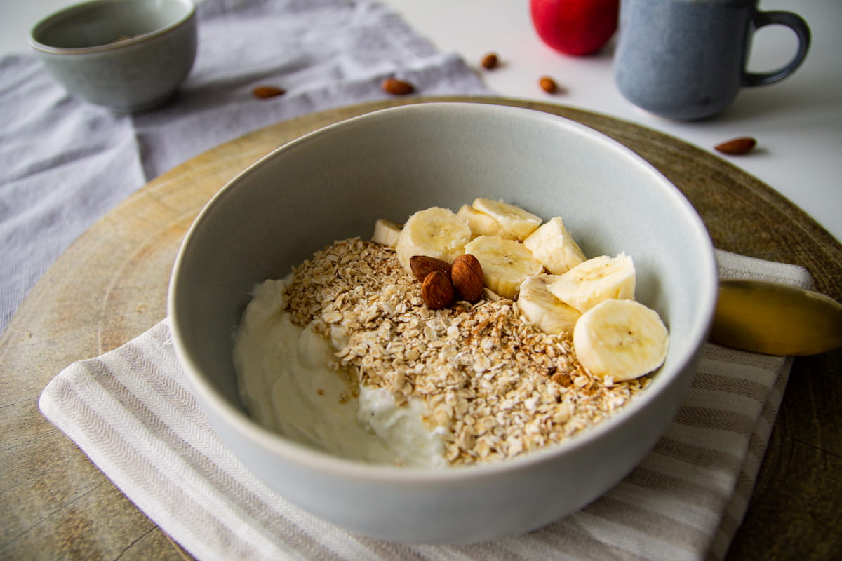 Quark-Joghurt-Bowl mit Banane